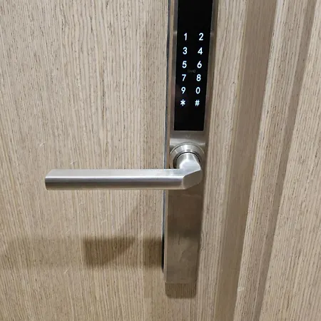Apartment Lux Kambarys Centre Su Karaliska Lova Kaunas