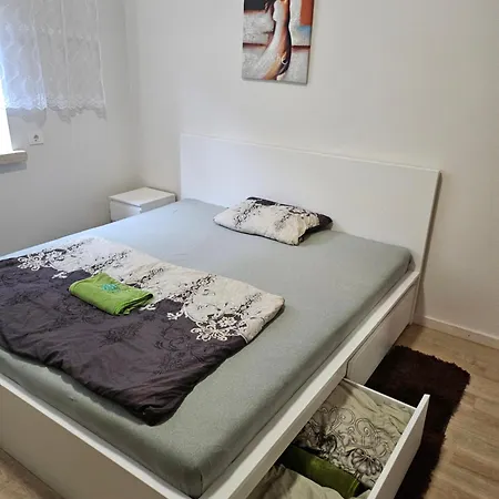 Lux Kambarys Centre Su Karaliska Lova Apartment *